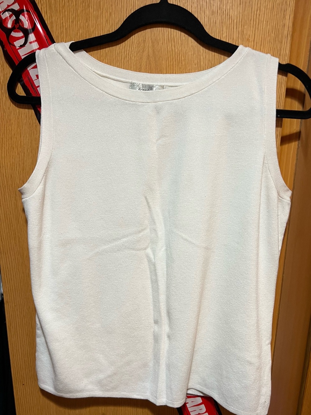 dressbarn White Sleeveless Round-Neck Tank Top
